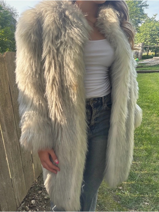 Vintage Jackets & Blazers - Vintage Cream Faux Fur Coat - Women's Jacket & Coats Capes